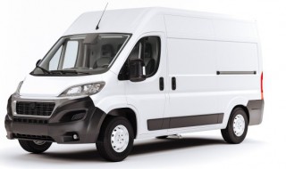 刚贴的改色膜能淋雨吗（才贴的改色膜能淋雨吗）