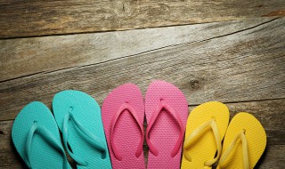 地板拖鞋的种类和材质（拖鞋的材质都有哪些）