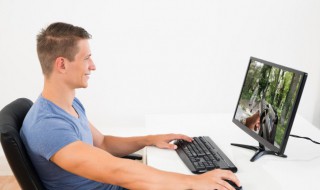 武装突袭如何切换连发(武装突袭怎么切换连发)