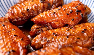 碳烤鸡翅的腌制方法和配料 碳烧烤鸡翅的腌制方法