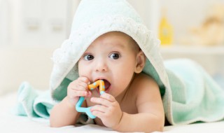 男孩叫什么名字好听又霸气 男孩叫什么名字好听又霸气4个字的