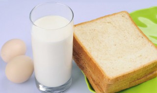 牛奶微波炉加热会损失营养吗 微波炉加热牛奶会不会损失营养