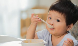 带金字旁的名字女孩（带金字旁的名字女孩名字大全）