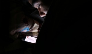 苹果手机移动数据怎么开（苹果手机移动数据怎么开启）