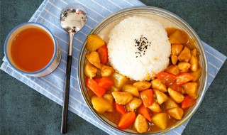 土豆咖喱鸡块的做法咖喱饭的做法 咖喱鸡块土豆食材