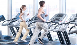 健身房怎样选择有氧运动器材 健身房无氧器材有哪些