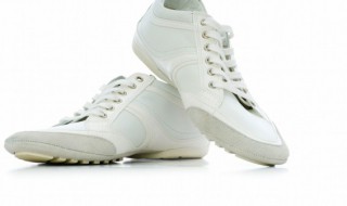 白鞋鞋子发霉了怎么洗掉 白鞋洗了发霉了怎么办