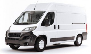 白色汽车蹭掉漆小妙招有哪些 白车蹭掉漆了露出黑色怎么补漆