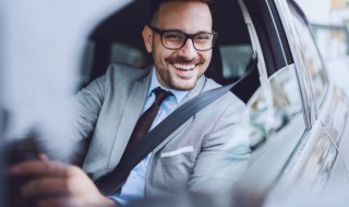 车窗只能开主驾驶室是怎么回事 为什么只有主驾驶座能打开车窗