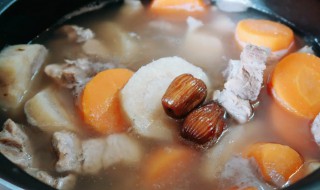 蓮藕粉葛蘿卜可以一同煲湯嗎 白蘿卜和蓮藕可以一起煲湯嗎