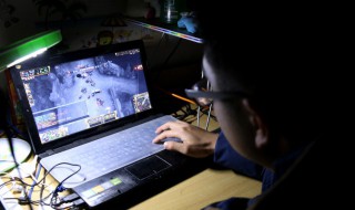 Qq飞车怎么获得雷诺（qq飞车如何获得雷诺）