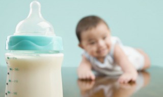 新生婴儿用什么材质的奶瓶好 新生婴儿用什么材质的奶瓶比较好