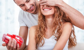 送什么礼物给女朋友比较有纪念意义 女生最想要的16种礼物