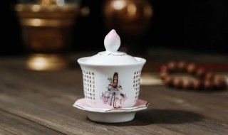 水杯放家里什么地方招财（用什么杯子喝水招财）