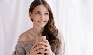 送老婆茶杯子写什么（送老婆水杯）