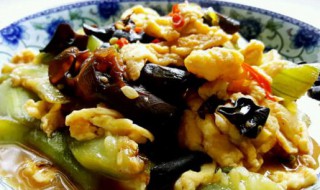 木耳西红柿鸡蛋能在一起炒吗 西红柿鸡蛋木耳能一起炒吗?