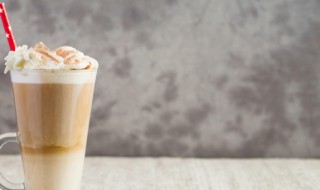 在家里怎么做奶茶（在家里怎么做奶茶的步骤）