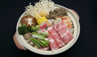 砂锅第一次使用怎么保养不会开裂 新锅第一次用怎么用什么方法开锅