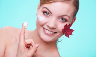 润肤乳的正确使用方法 润肤乳霜怎么使用