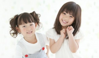 含火字旁的女孩名字(起名带火字的女孩名)