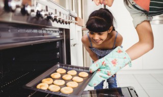 普通微波炉饼干的做法 微波炉烤饼干简单做法