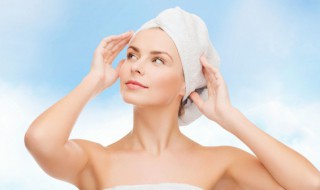 飞巾的佩戴方法（飞巾百变戴法图解）