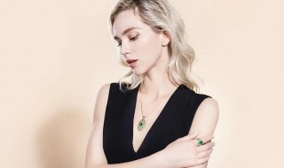 模特佩戴珠宝的拍摄方法（拍珠宝模特的镜头）