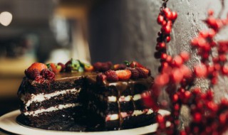 做蛋糕需要些什么材料 做蛋糕需要些什么材料和工具