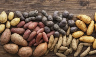 土豆微波炉做法 微波炉小土豆的做法