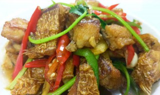 鱼块怎么烧好吃（炸好的鱼块怎么烧好吃）