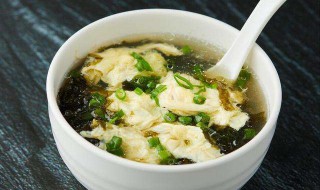 紫菜蛋花汤怎么做好喝窍门（蛋花紫菜汤怎么做好吃）