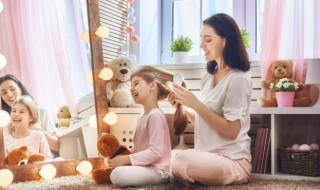 母亲节发说说的简单句子（母亲节的说说怎么发）