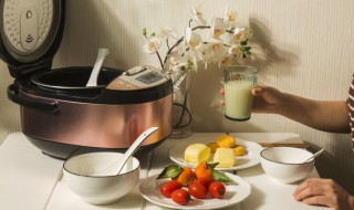 如何煮米饭防止粘锅底(煮米饭怎样不粘锅)