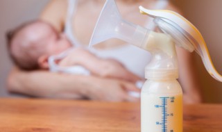 温度17度母乳保存时间和方法（27度室温母乳保存多久）