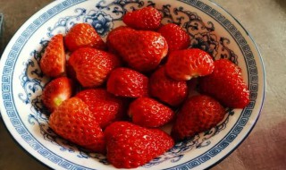 草莓放一晚上可以吗 草莓能放一晚上吗