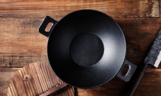铁锅第一次使用就热怎么清洗 铁锅用完要马上洗吗