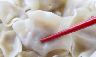 水开了饺子煮多长时间（烧开的水煮饺子多长时间）