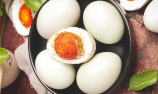 鹅蛋煮几分钟能熟 鹅蛋煮几分钟能熟冷水还是热水