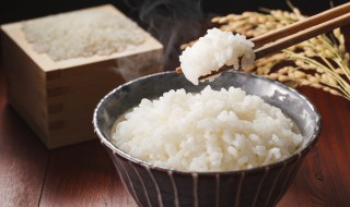 普通锅煮米饭怎么看熟了（怎么判断米饭煮熟了吗）