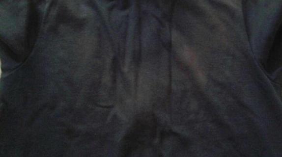 菠菜水泡黑色衣服步骤