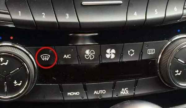 除霜按钮是哪个