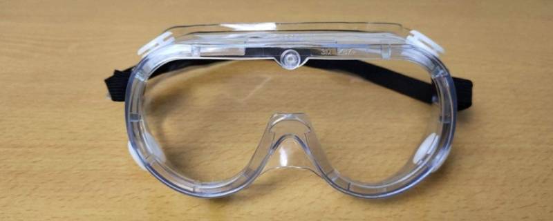防化学溶液的护目镜的用途是 防腐蚀液护目镜