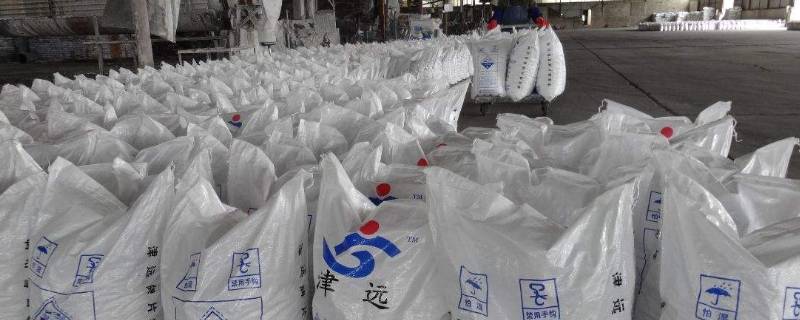 什么东西可以快速溶解头发（什么能溶化头发）