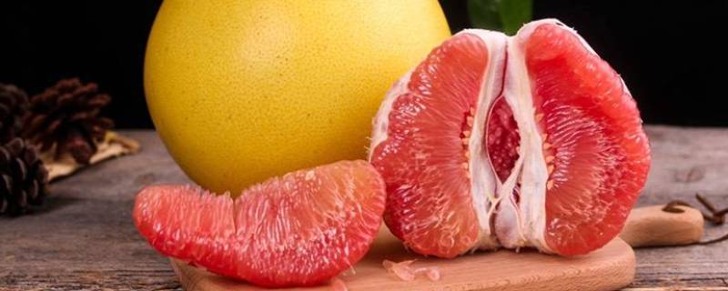 红柚子白柚子有啥区别 红柚子与白柚子区别