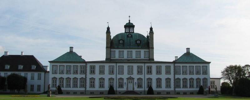 菲登斯堡宫被称为什么宫（菲登斯堡宫被称为什么宫?）