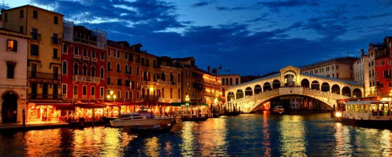 威尼斯为什么建在水里 威尼斯为什么建在水上