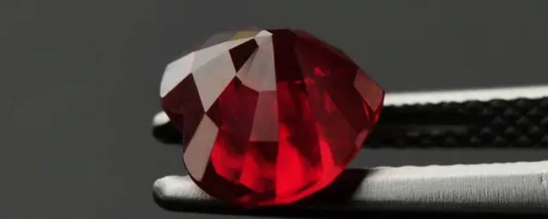 红宝石是什么材质 红宝石有几种材质哪种好