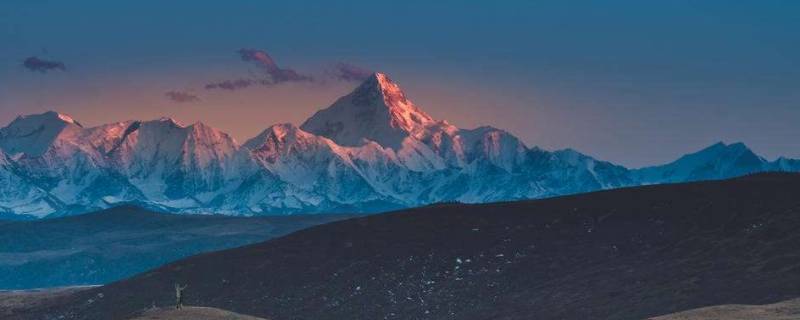 为什么贡嘎雪山是神山（贡嘎雪山被称为）