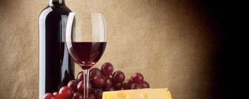 红葡萄酒和干红葡萄酒有什么区别（红葡萄酒和干红葡萄酒有什么区别图片）