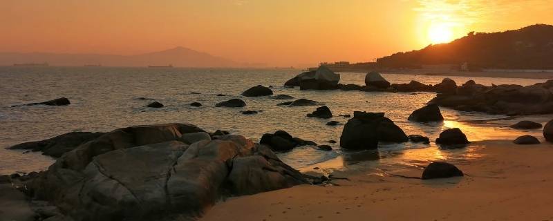 黄厝海滩在厦门哪个区（厦门黄厝海滩附近有什么景点）